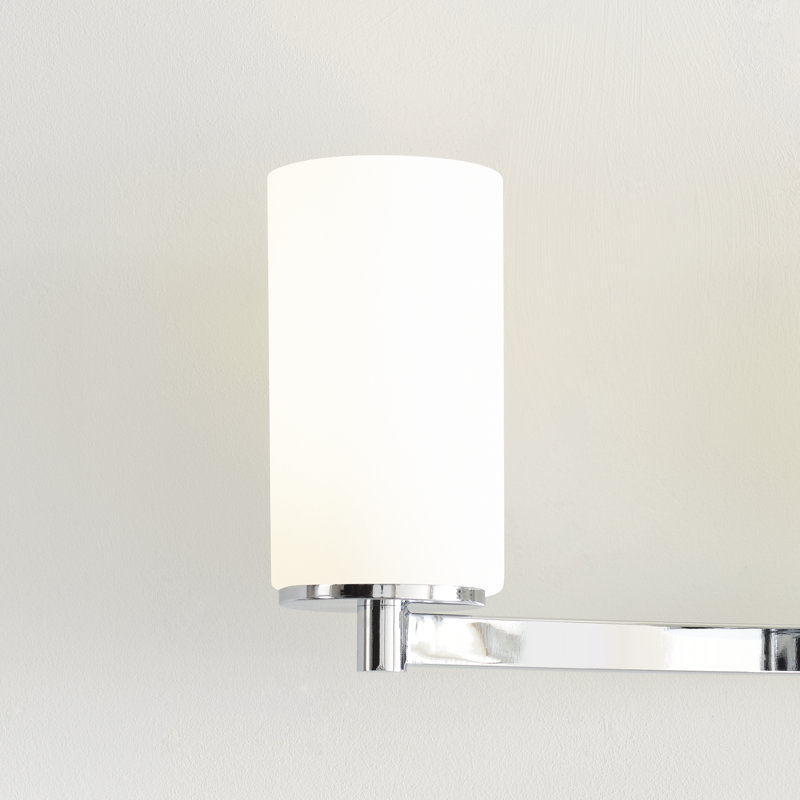 Applique murale / salle de bain quatre lumières Hetterer de Génération Éclairage , Chrome