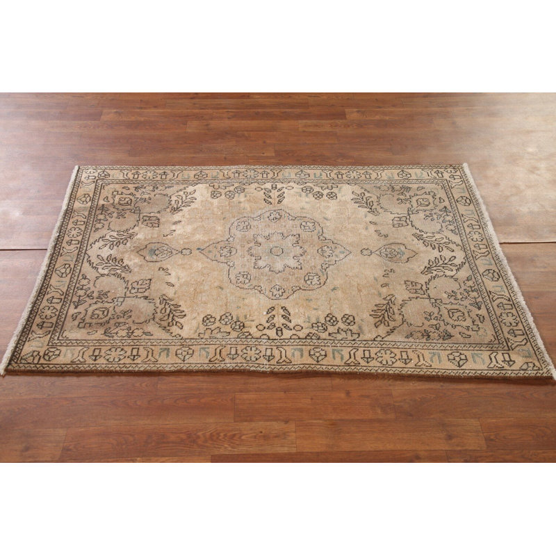 Tapis traditionnel délavé 3 x 5