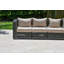 Chaise de patio avec coussins