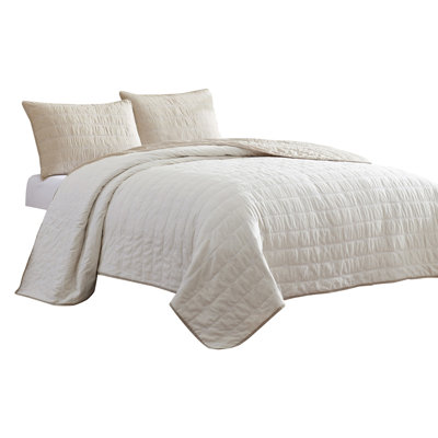 Cotton Blend 3 Piece Quilt Set