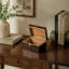 Boîte à souvenirs décorative en bois d'acacia fabriquée à la main 7 po -595104181
