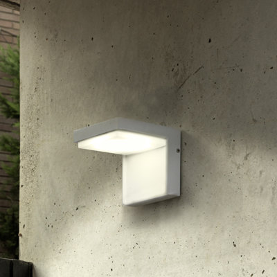 Oydis White 25 - Bulb Integrated LED Outdoor Flush Mount