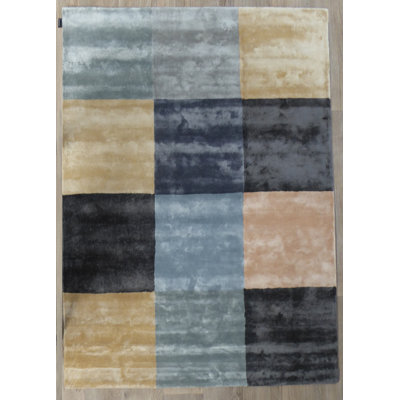 Sahara Geometric Viscose Hand Woven Area Rug