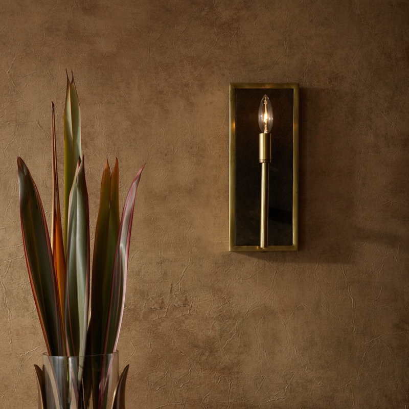 Avanti 1 - Light Candle Wall Light