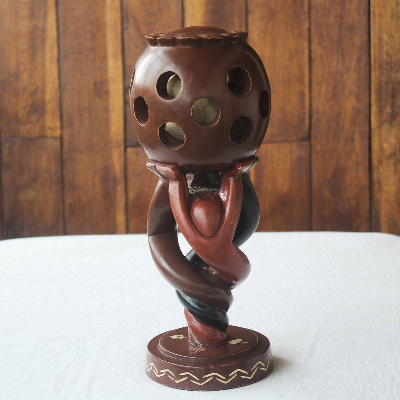 Figurines & Sculptures