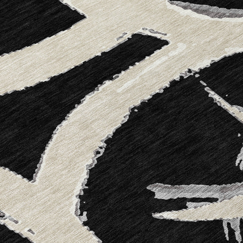 Tapis noir intérieur / extérieur Aloura , 5' x 7'6"