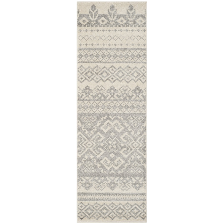 Wynn Southwestern Indoor/Outdoor Rug