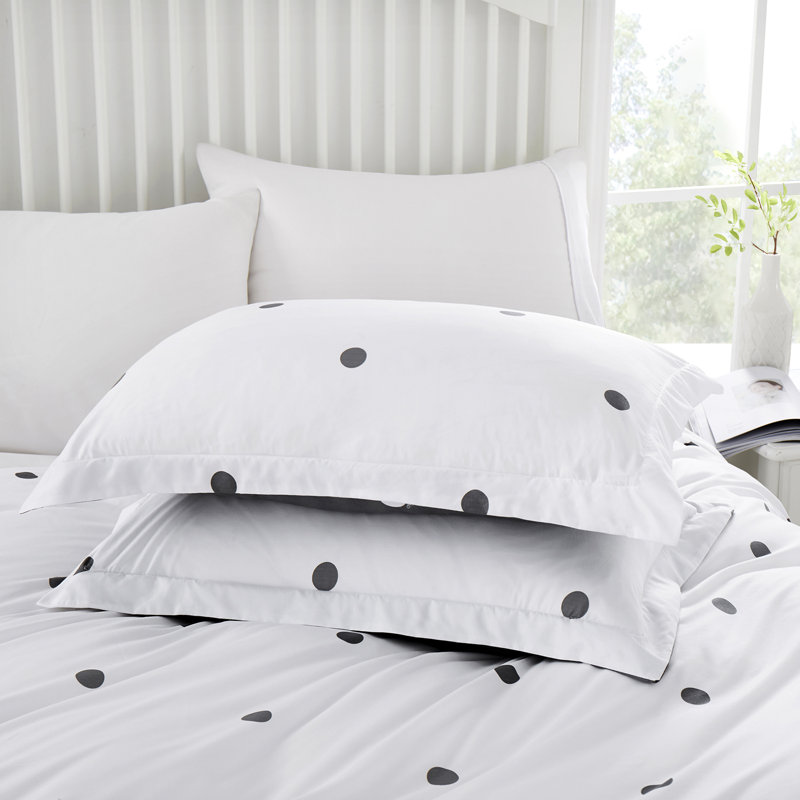 Laneka Microfiber Duvet Set With 2 Pillow Covers, Double - 2 Standard Pillowcases