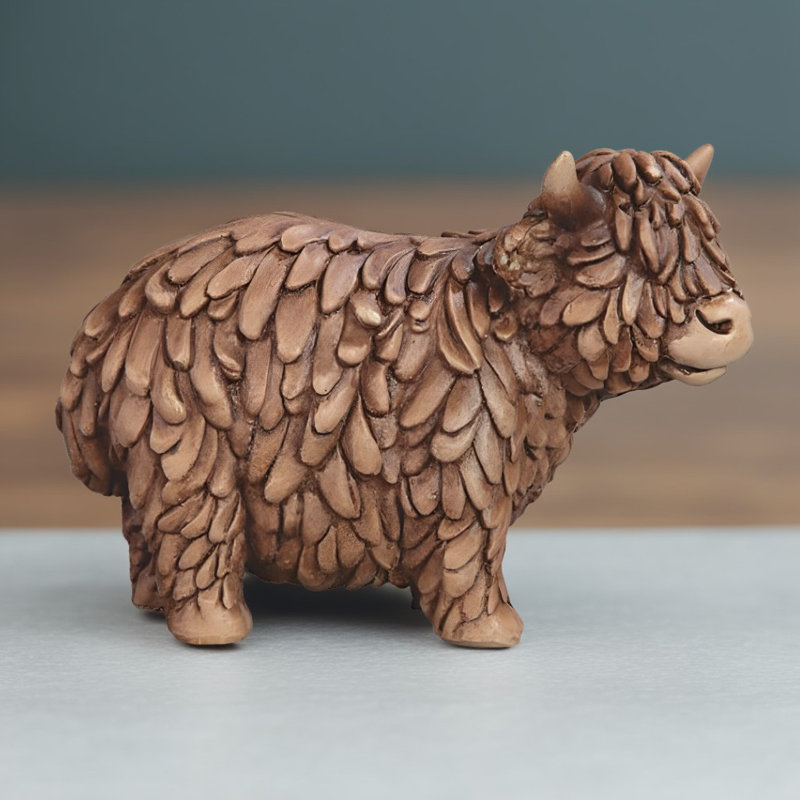 Figurine Highland Cow, H 3,5 po x l 5 po x P 3 po