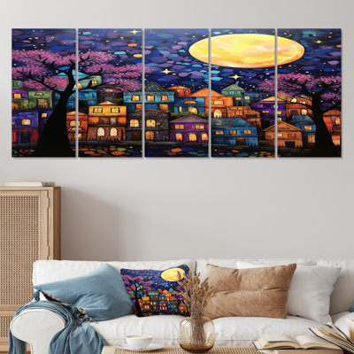 Pittoresque Town, arbres mauves colorés, pleine lune - Bâtiments de la ville, art mural pour le salon, 5 pièces