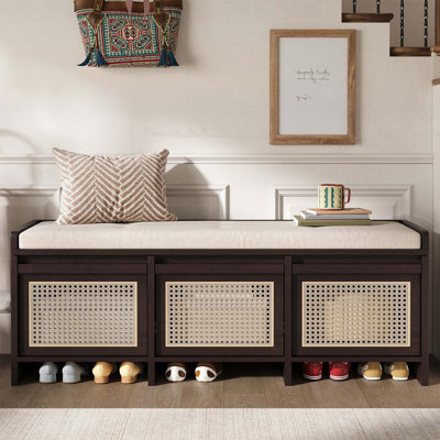 Banc pour chaussures rétro avec tiroirs en rotin et coussin touffeté à boutons