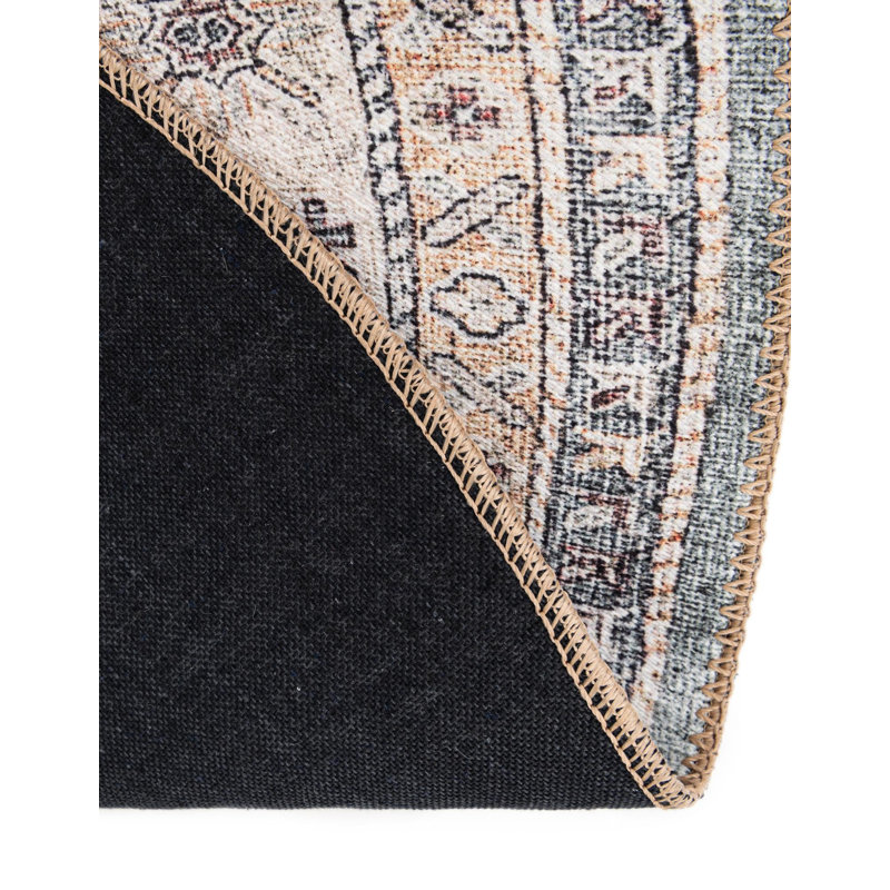 Bungalow Rose Ruth Timeless Rug, Ovale 2 pi x 3 pi 1 po