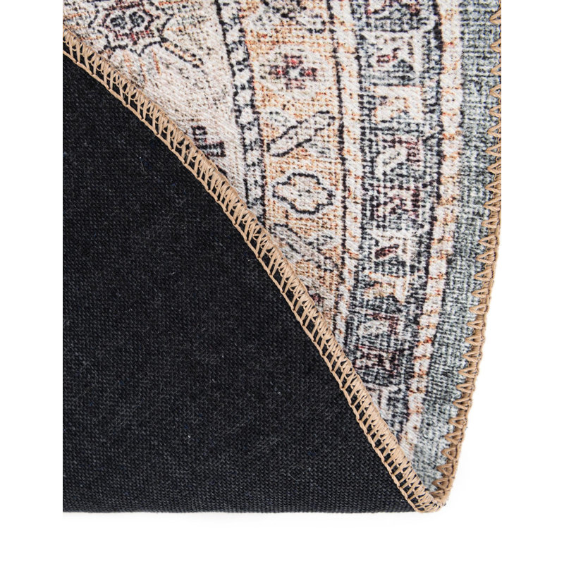 Marquavius Performance Chenille Floral Indoor Rug, Oval 2' x 3'1"