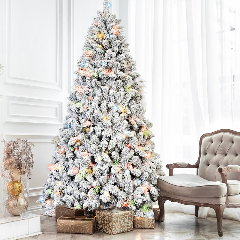 Arbre de Noël de 4 pi avec apparence floquée, 150 lumières Ul colorées, 21 pins, 366 pointes enneigées, structure à charnières pour une installation sans effort et configuration de base en métal stable,