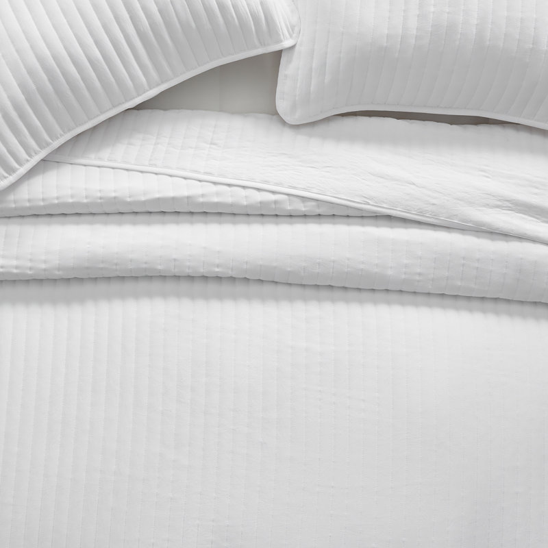 Straight Stitch Vintage Washed Quilt Set, Full/Queen Quilt + 2 Standard Shams, White Leaf