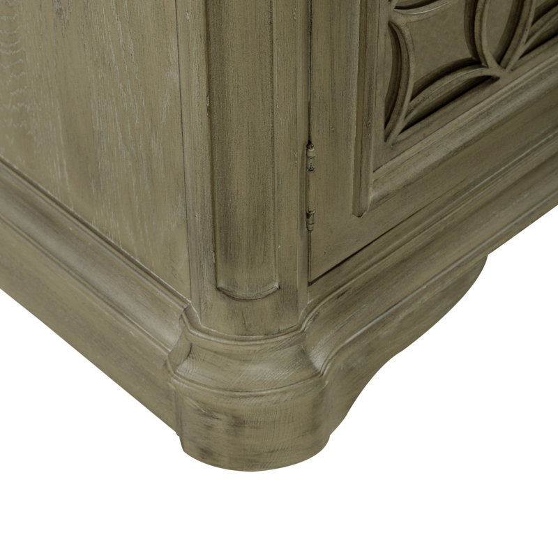 Buffet en bois manufacturé et solide de 56 po avec tablettes réglables Colchester, Brun / brun