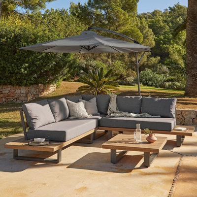 Annaleah 6 - Person Garden Lounge Set with Cushions & Parasol