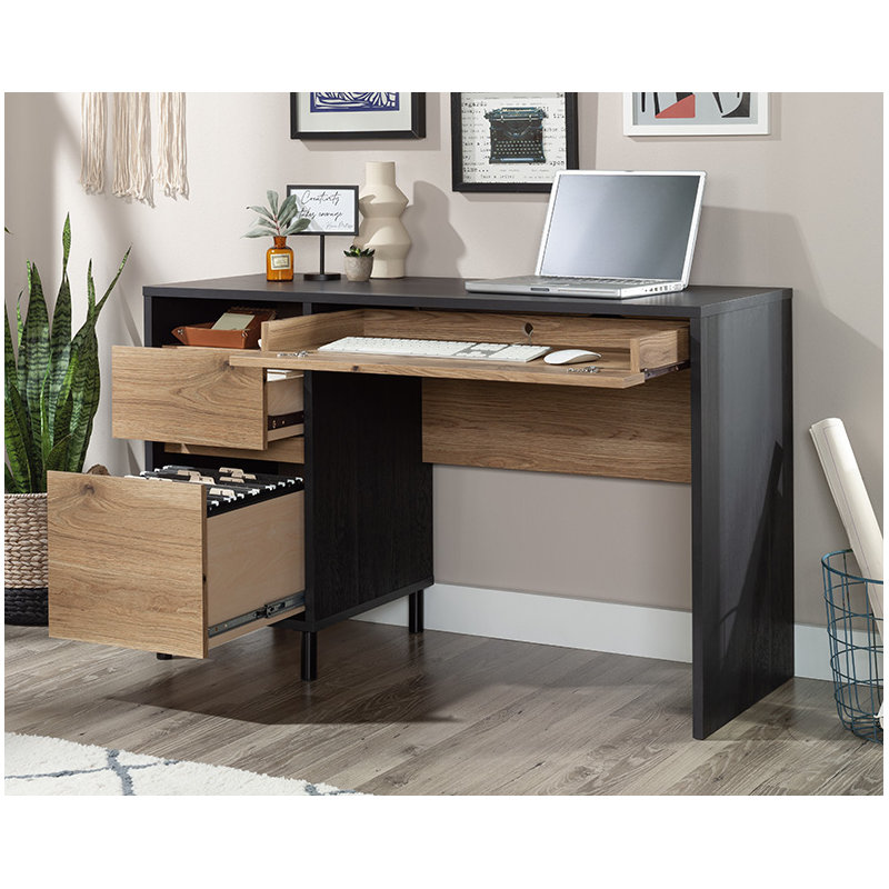 Bureau d'ordinateur à domicile avec tablette et rangement
