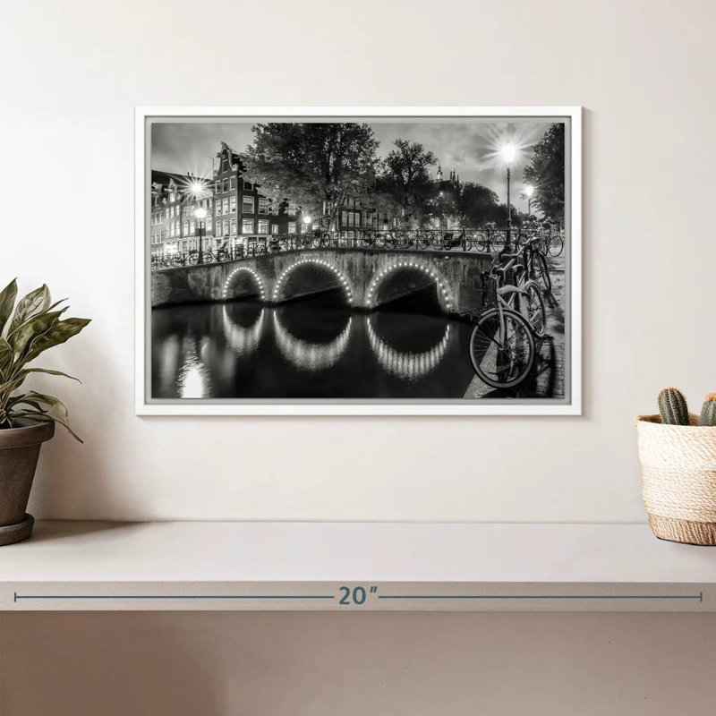 Vue moderne Amsterdam, Cadre flottant blanc, 13 po x 9 po
