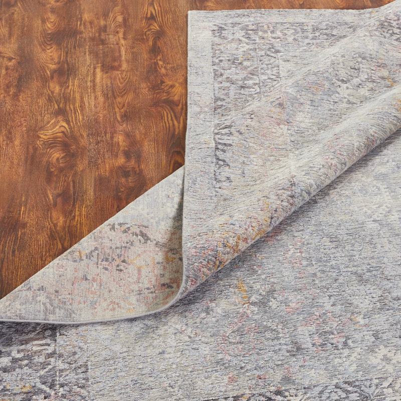 Oriental Area Rug in Gray, Rectangle 6' x 9'