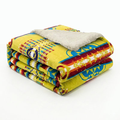 Plush Western Fleece Blanket, with Sherpa Reverse