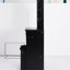 Table de coiffeuse noire avec tabouret rembourré et miroir coulissant, rangement multicouche pour les petits espaces, siège compact de conception ultramoderne, très grand espace de chambre confinée à couches multiples-120661147