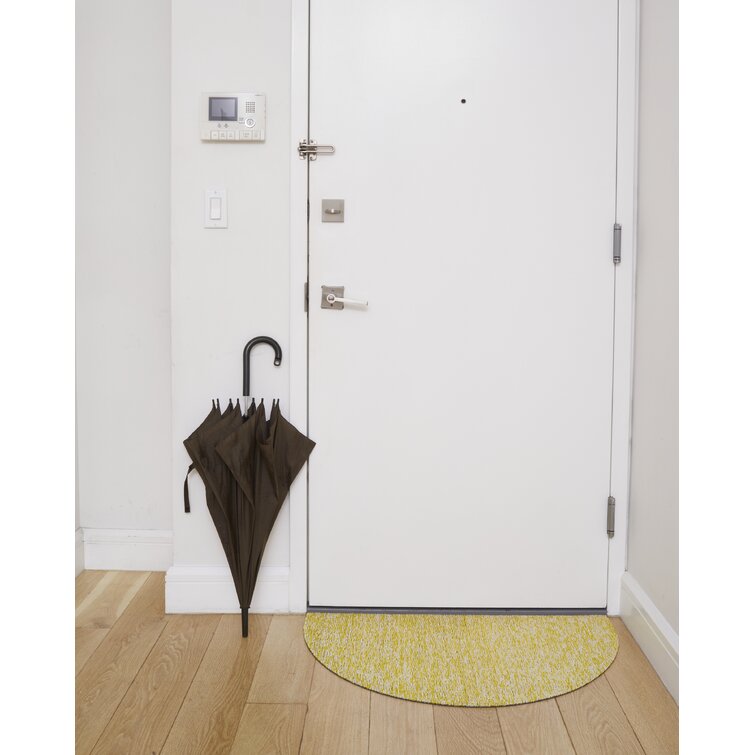 https://assets.wfcdn.com/im/73797084/resize-h755-w755%5Ecompr-r85/1817/181706729/Chilewich+Easy+Care+Heathered+Shag+Doormat.jpg