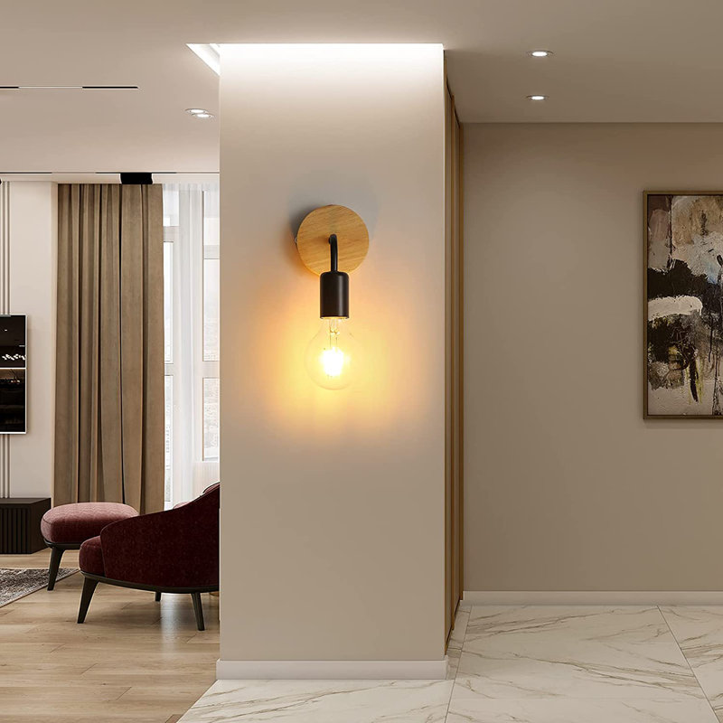 Geof Armed Sconce