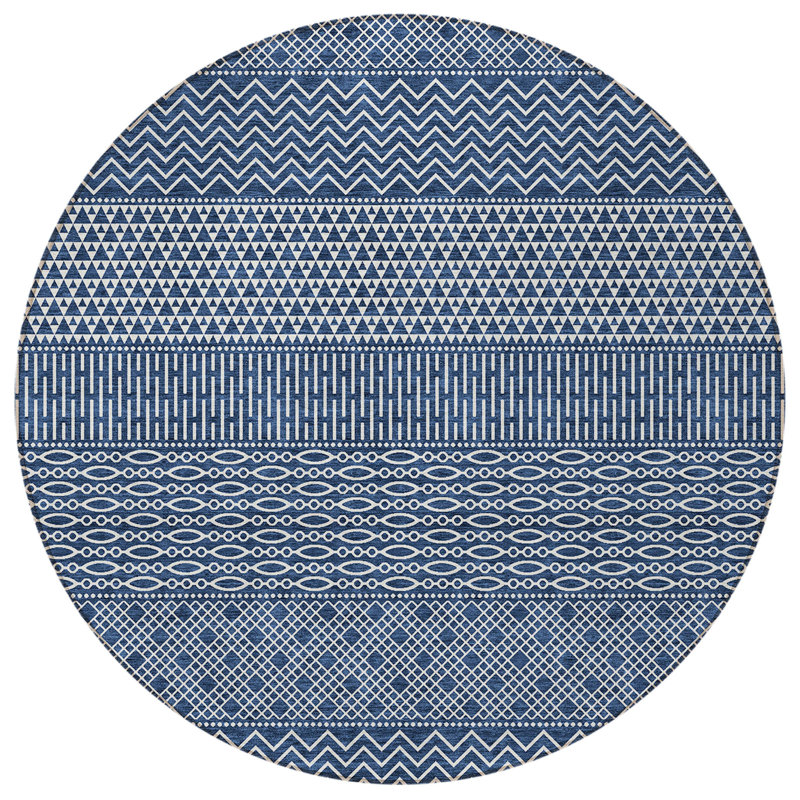 Tapis intérieur lavable 8 po à motif de chevrons ronds bleu marine et ivoire