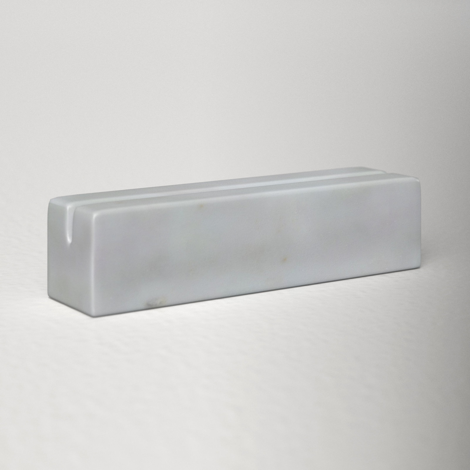 Auron Place Card Holder
