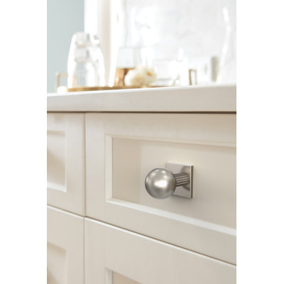 Ladera 1-3/16 inch (30mm) Length Square Cabinet Knob Backplate