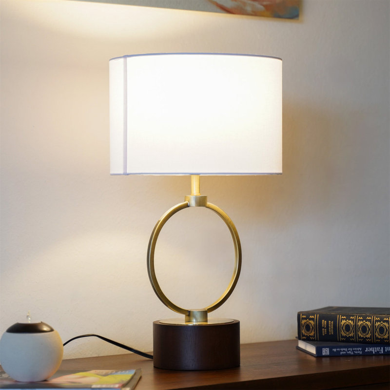 Lampe de table de chambre à coucher Nordic Home Creative Lampe de table de bureau en métal, lampe de table circulaire en métal 110V