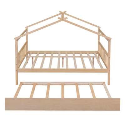 Lit en bois avec couchette