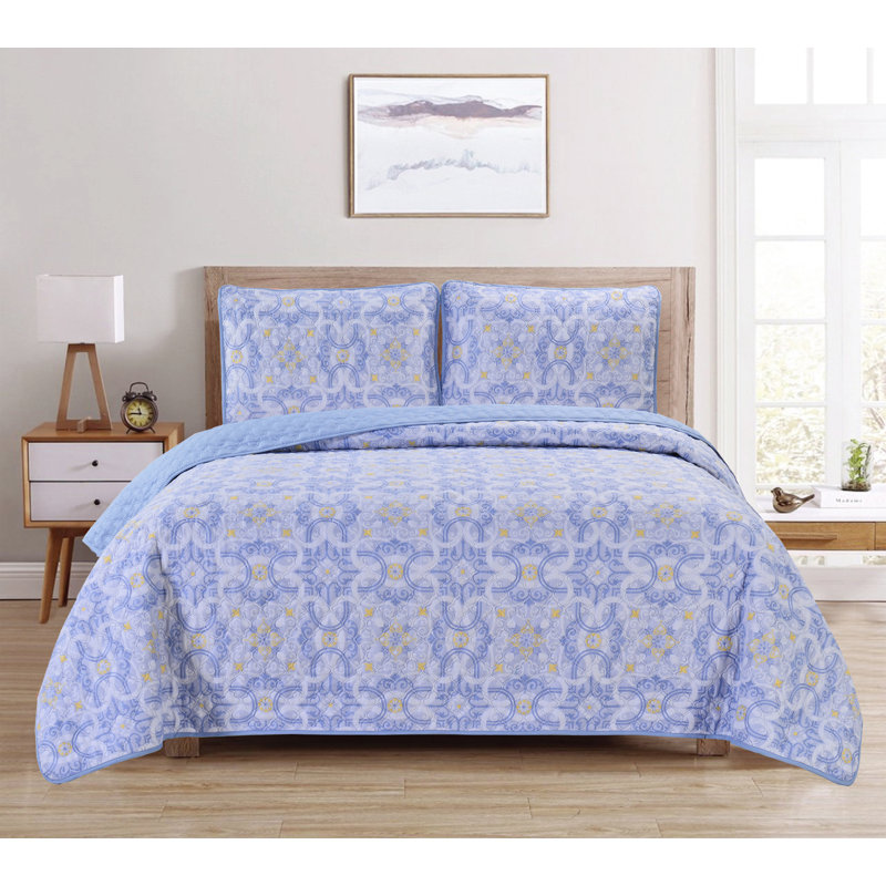 Quilted Damask Quilt, Full/Double Quilt + 2 Standard Shams
