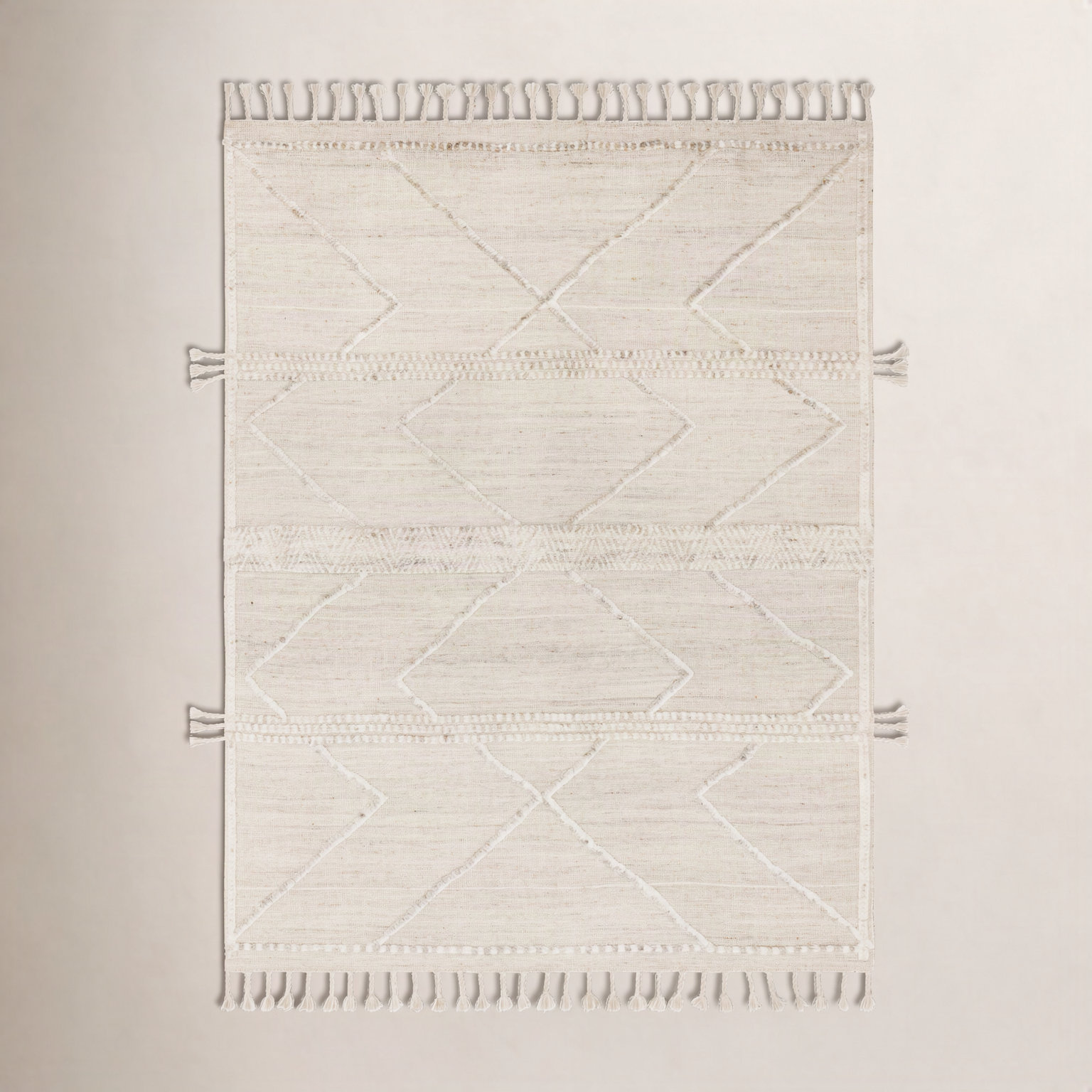 Hanna Beige Ivory Hand-Knotted Wool Rug, Rectangle 5'6" x 8'6"
