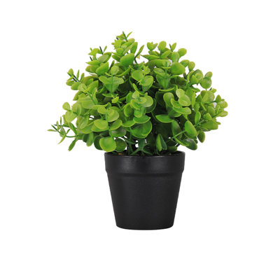 Plante artificielle verte en pot