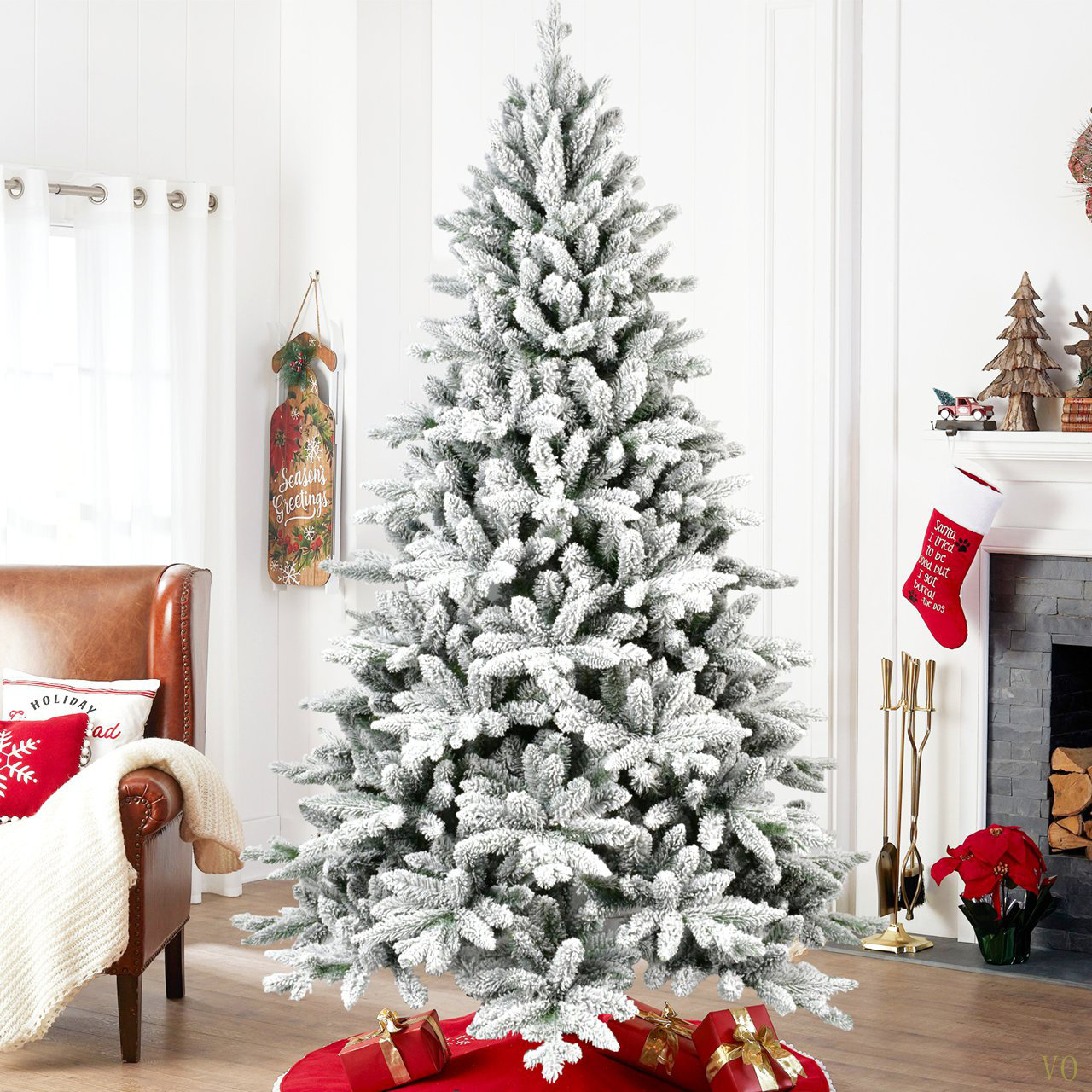 7 Ft Flocked Christmas Tree