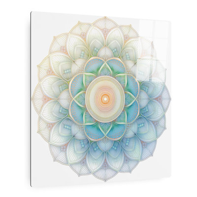 Motif floral mandala, fond blanc uni
