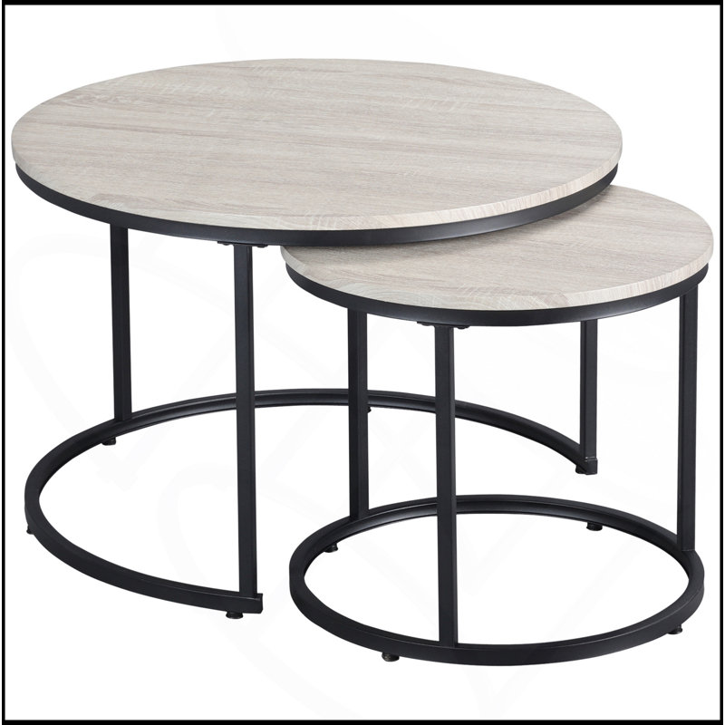 Ensemble de tables gigognes polyvalentes pour le salon, rehaussant l'espace et le style.