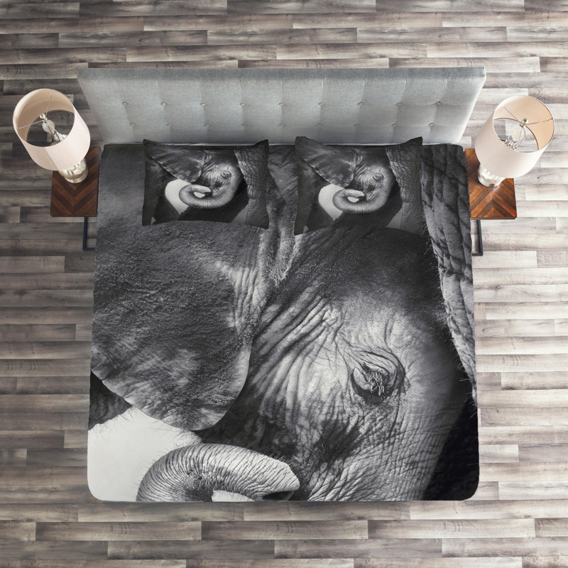 Elephant Rustic Coverlet, King Bedspread + 2 Shams
