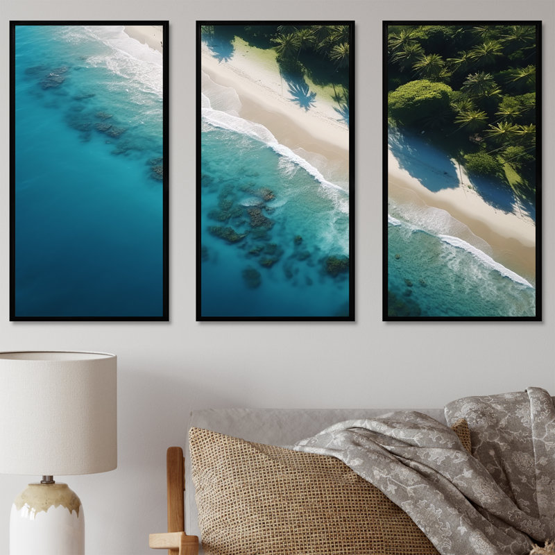 Plage relaxante vue aérienne I - plage, art mural, Cadre flottant noir, H 28 po x l 36 po x P 1 po