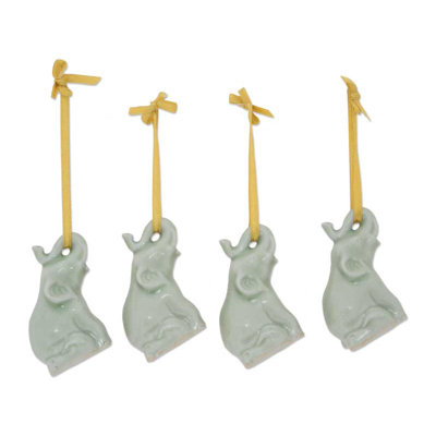 Figurine de Noël suspendue à la main Celadon