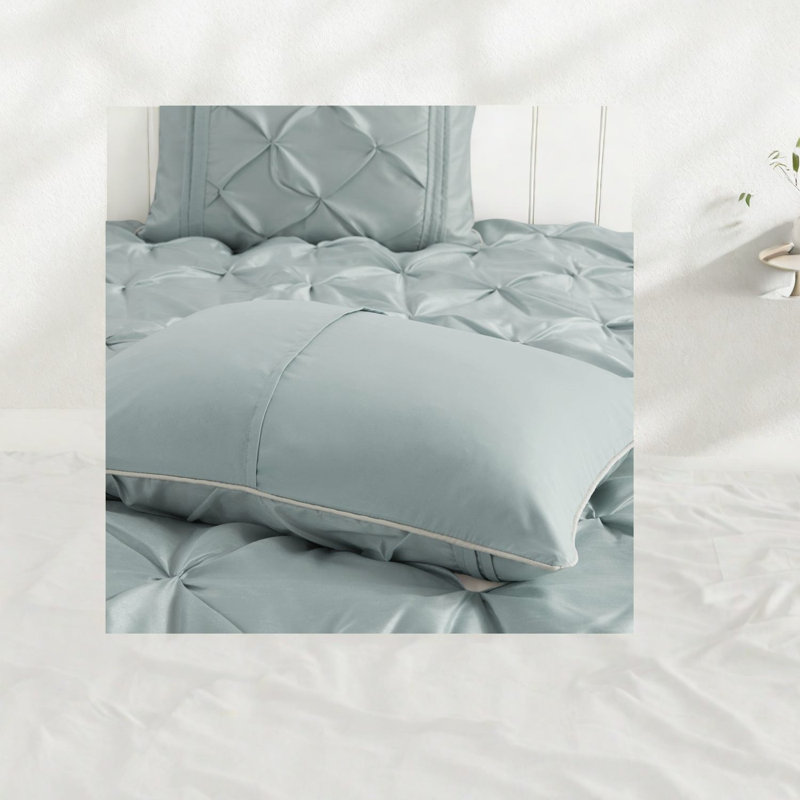 Ensemble de literie pour très grand lit élégant, confort en polyester, sophistication de chambre à coucher