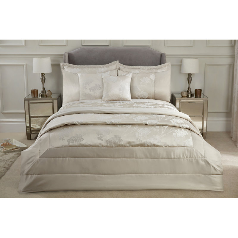 Blossom Bedding, Cream