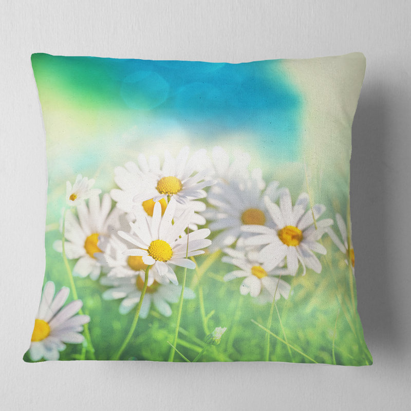 Petite camomille blanche dans le jardin - coussin à imprimé floral, 16 po x 1 po, Coussin décoratif