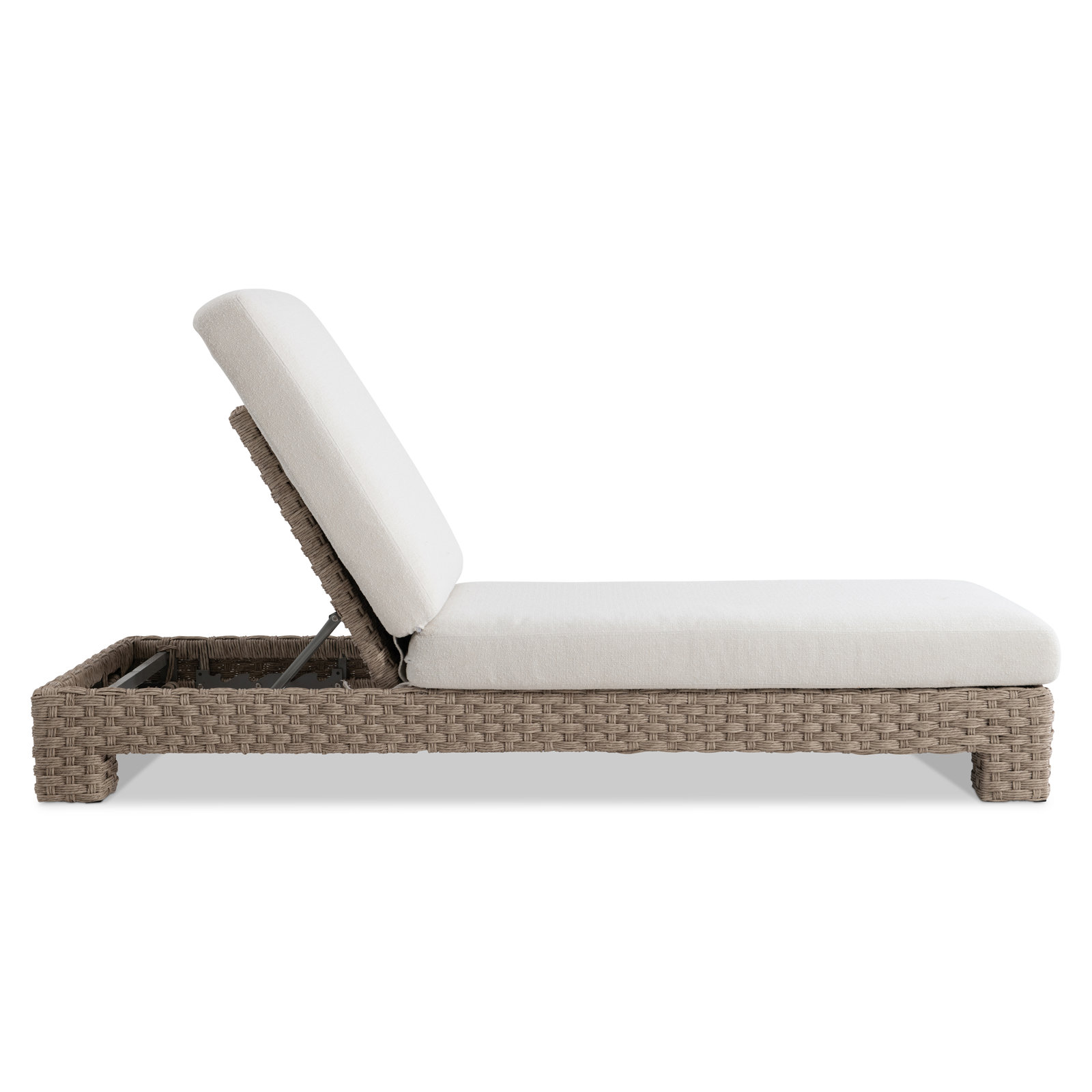 La Jolla Wicker Outdoor Chaise Lounge