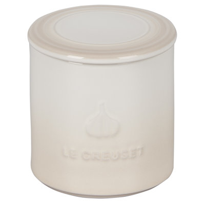 Le Creuset Signature 14 oz. Garlic Keeper