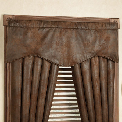 Gatlinburg Scalloped Window Valance