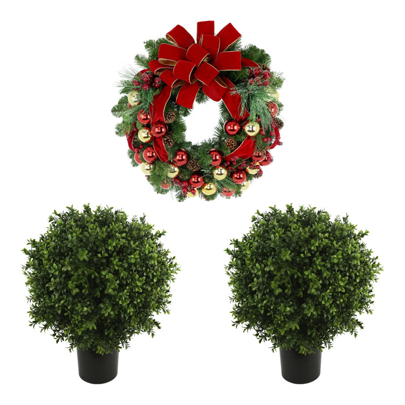 26" Holiday Wreath with Two UV Rated Boxwood Drop-Ins
