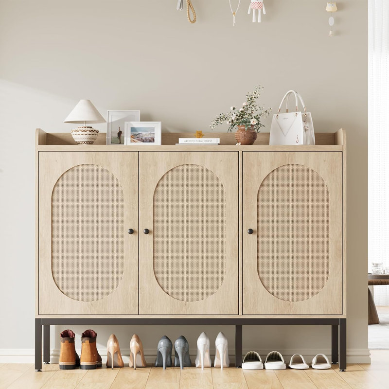 Armoire à chaussures avec 3 portes en rotin, armoire de rangement à chaussures à 7 niveaux avec tablettes réglables